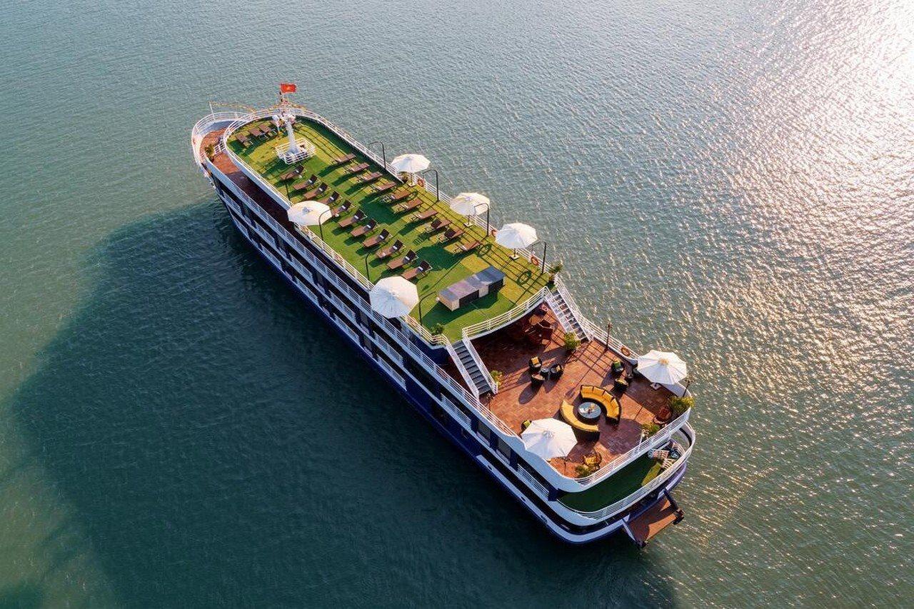 Legacy Cruise Hotel Ha Long Exterior photo