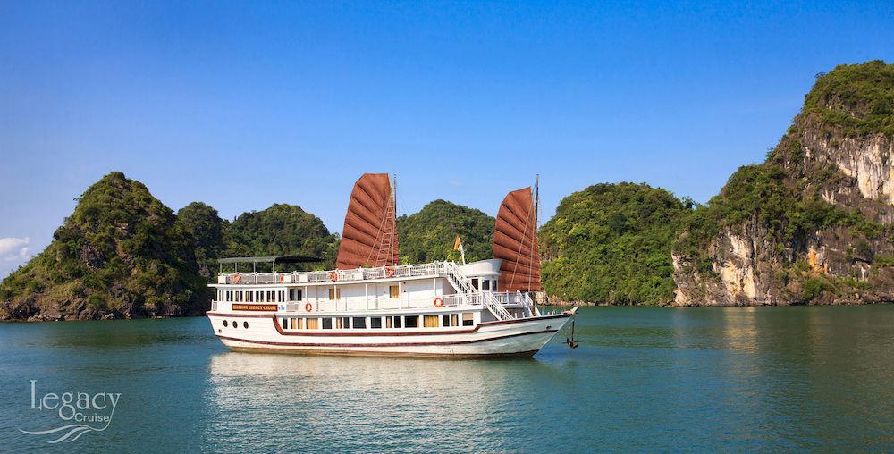 Legacy Cruise Hotel Ha Long Exterior photo