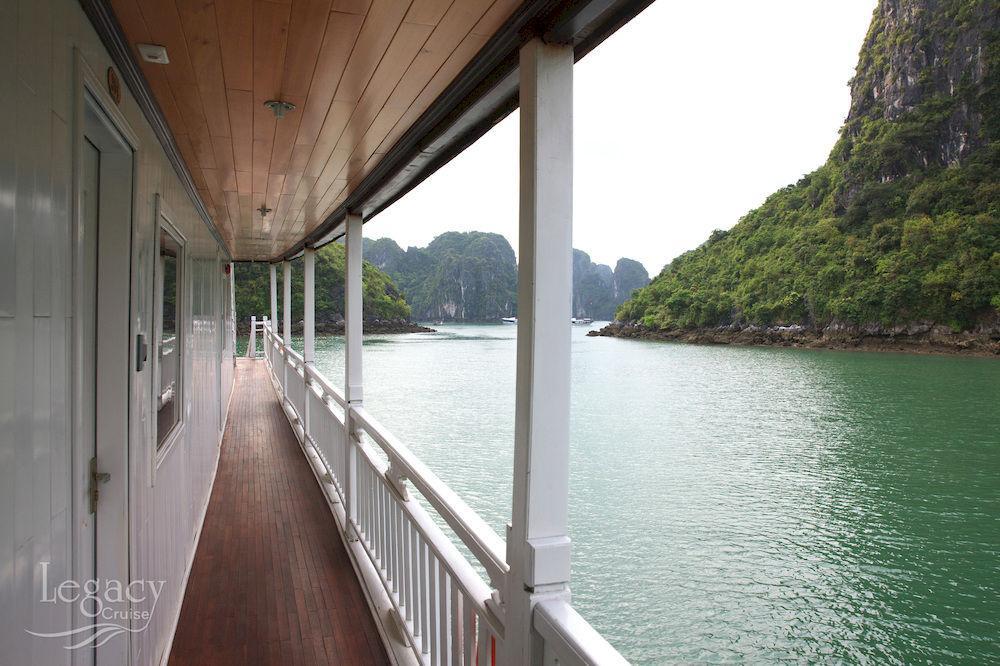 Legacy Cruise Hotel Ha Long Exterior photo