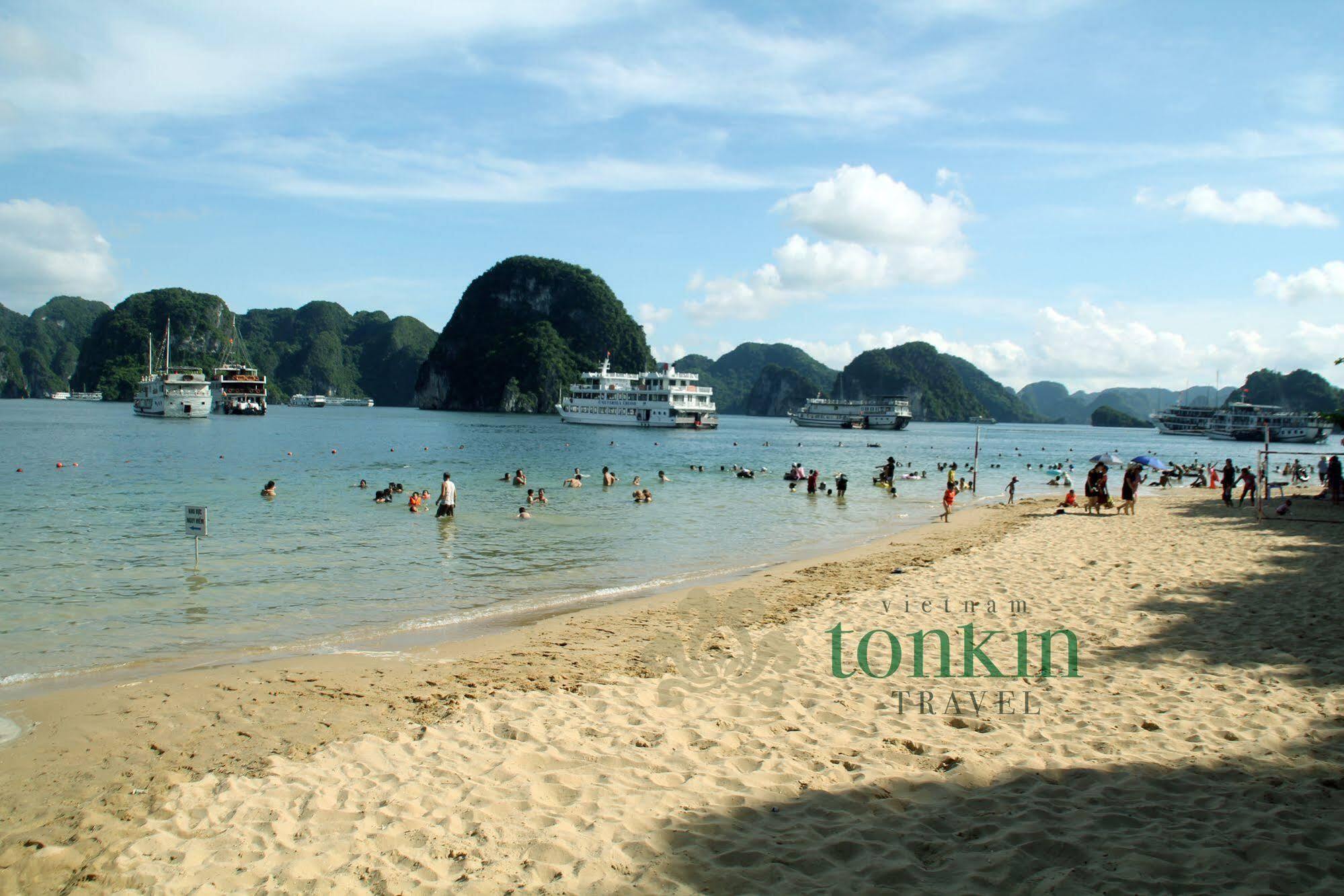 Legacy Cruise Hotel Ha Long Exterior photo